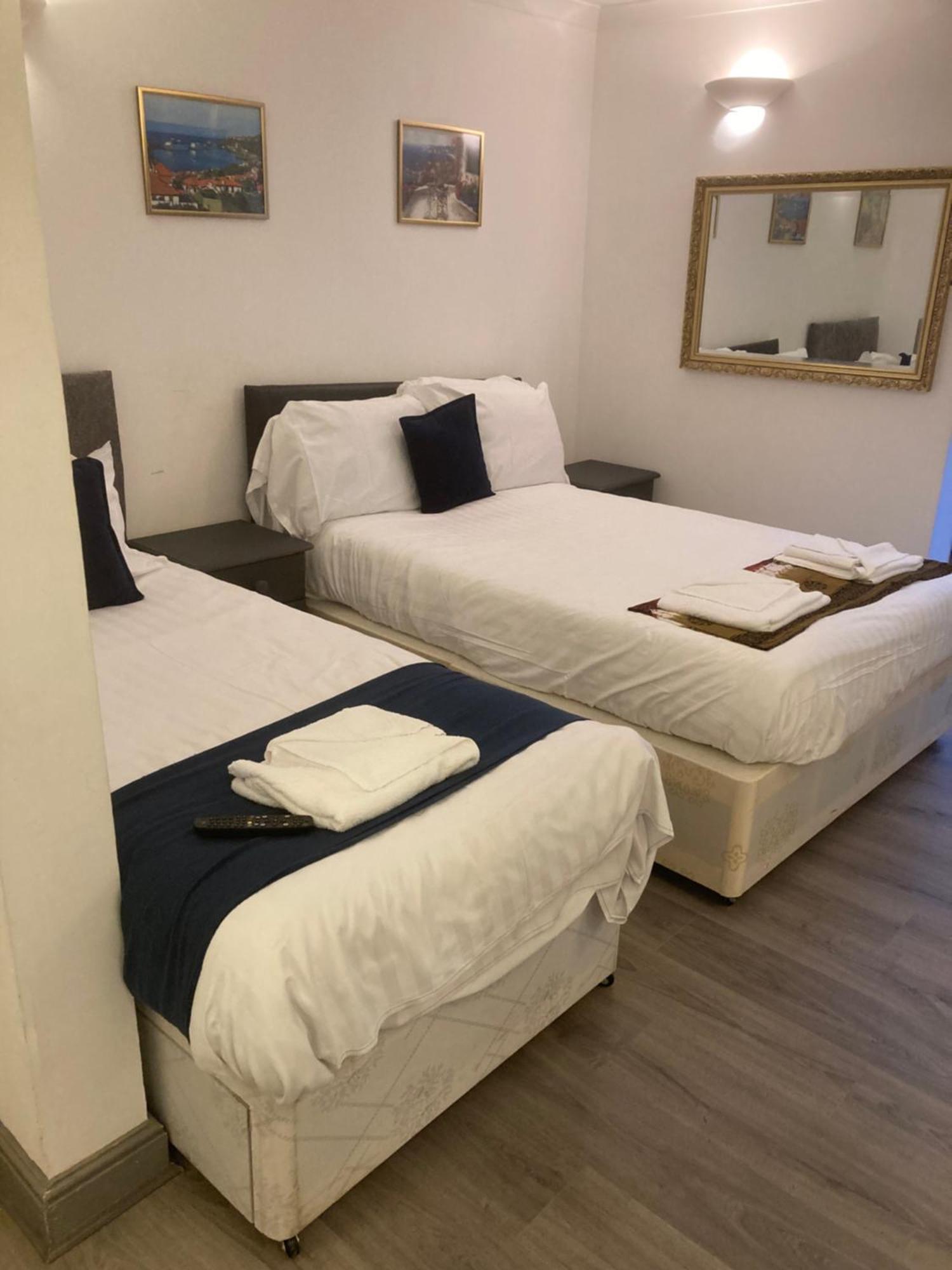 Abingdon Lodge & Suit Райд Екстериор снимка